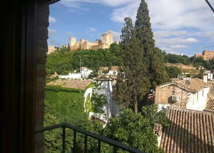 Stunning Alhambra view balconies, in the Albayzin